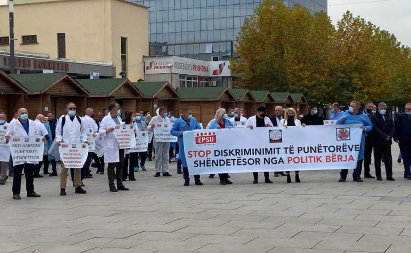 Sindikatat e Shendetesise ne Kosove paralajmerojne greve